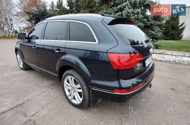 Внедорожник / Кроссовер Audi Q7 2010 в Барышевке