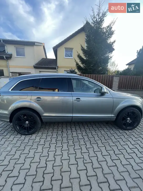 Внедорожник / Кроссовер Audi Q7 2008 в 