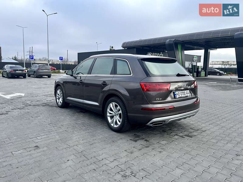 Внедорожник / Кроссовер Audi Q7 2017 в Тернополе