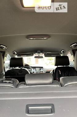 Внедорожник / Кроссовер Audi Q7 2011 в 