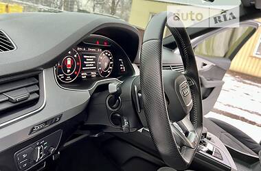 Внедорожник / Кроссовер Audi Q7 2016 в 