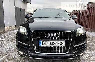 Внедорожник / Кроссовер Audi Q7 2012 в 
