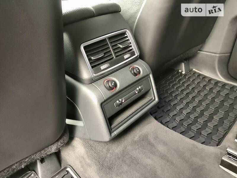 Позашляховик / Кросовер Audi Q7 2012 в Рівному