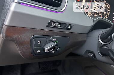 Внедорожник / Кроссовер Audi Q7 2017 в 