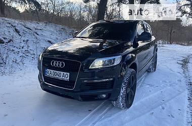 Позашляховик / Кросовер Audi Q7 2008 в Києві