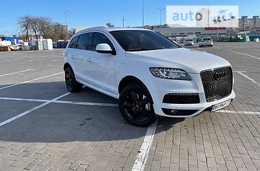 Внедорожник / Кроссовер Audi Q7 2013 в Одессе