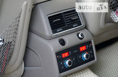 Позашляховик / Кросовер Audi Q7 2014 в Чернівцях
