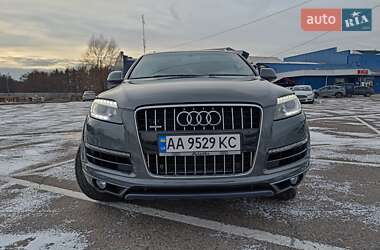 Внедорожник / Кроссовер Audi Q7 2012 в 