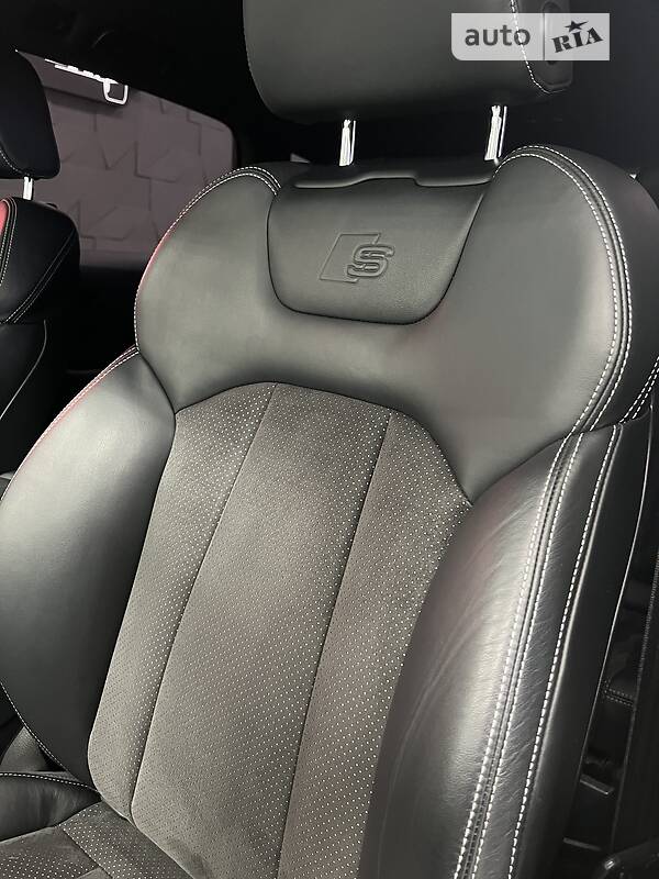 Внедорожник / Кроссовер Audi Q7 2015 в Тернополе