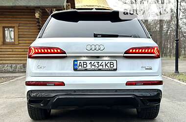 Внедорожник / Кроссовер Audi Q7 2020 в Киеве