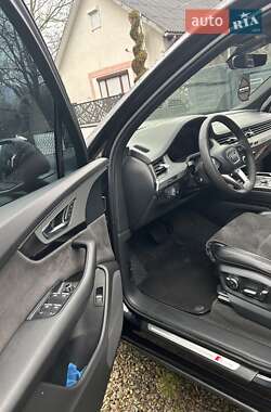 Внедорожник / Кроссовер Audi Q7 2015 в Тячеве