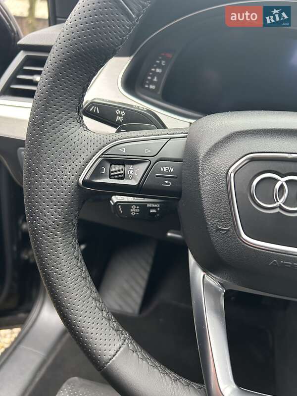 Внедорожник / Кроссовер Audi Q7 2015 в Тячеве