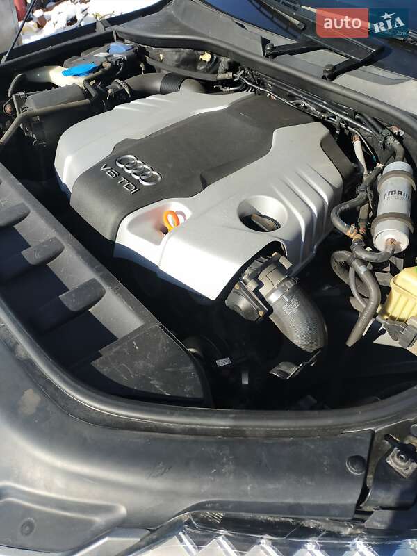 Позашляховик / Кросовер Audi Q7 2012 в Полтаві фото 2 Позашляховик / Кросовер Audi Q7 2012 в Полтаві