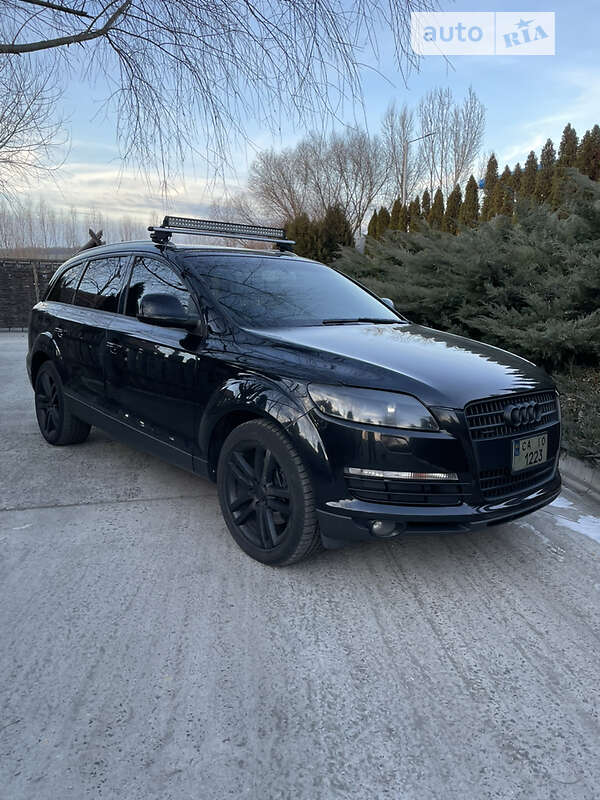 2006 Audi Q7, VIN WA1BY74L97D029850:plate — photo 1 (autoria)