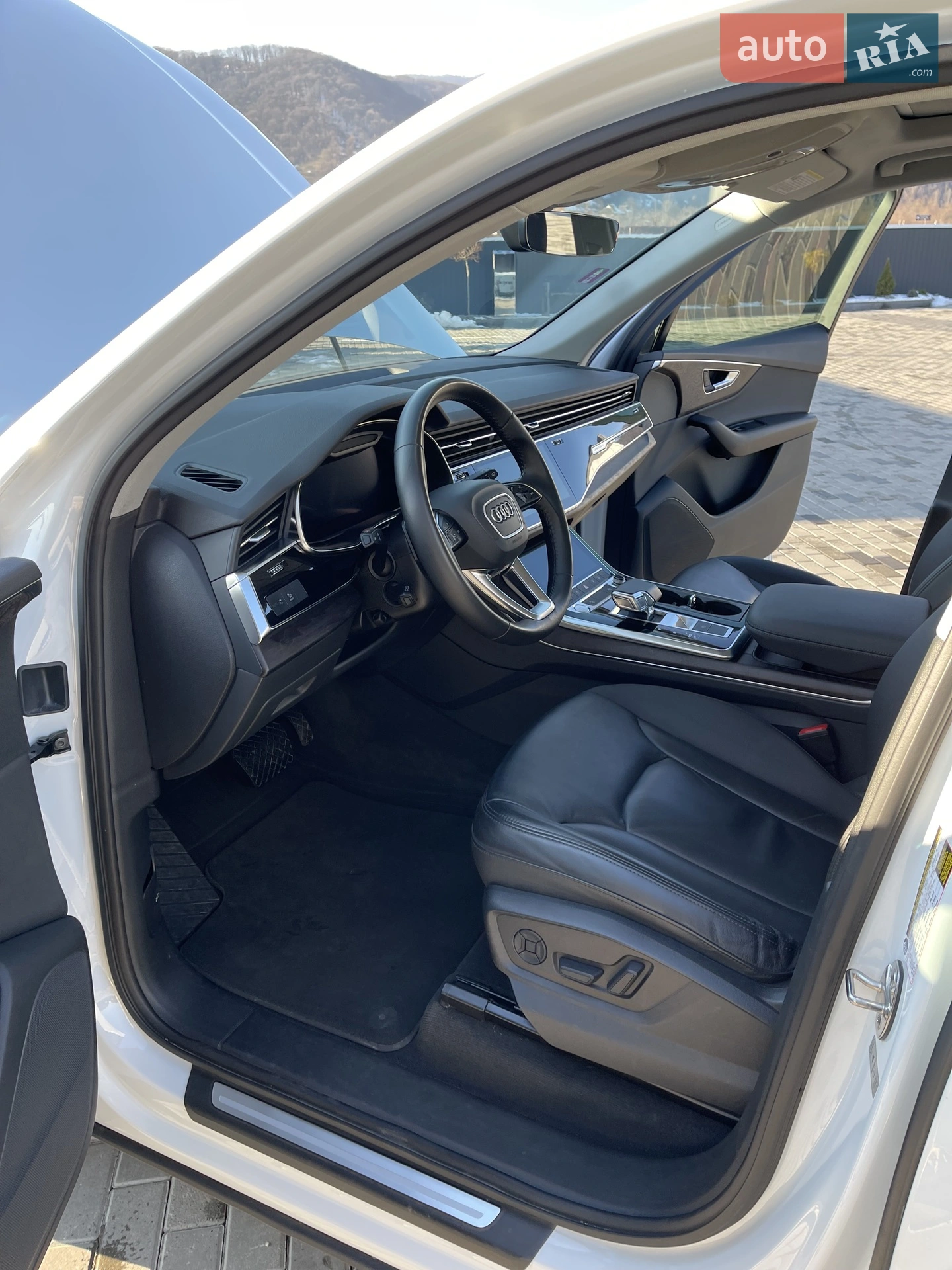 2020 Audi Q7 - мініатюра 18