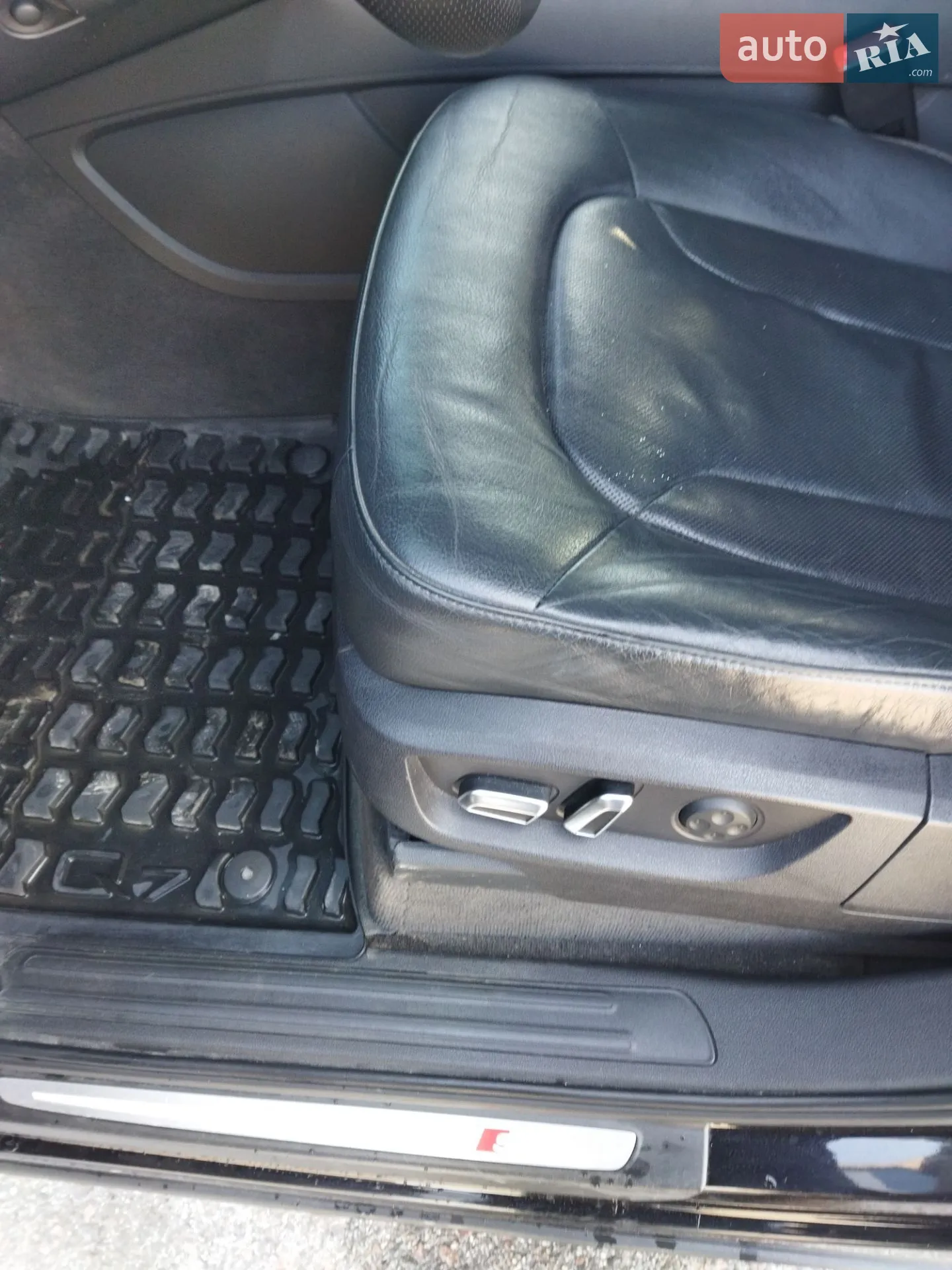 2011 Audi Q7 - мініатюра 12