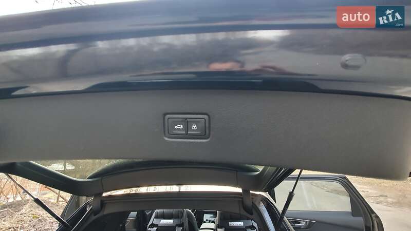 Позашляховик / Кросовер Audi Q7 2020 в Полтаві