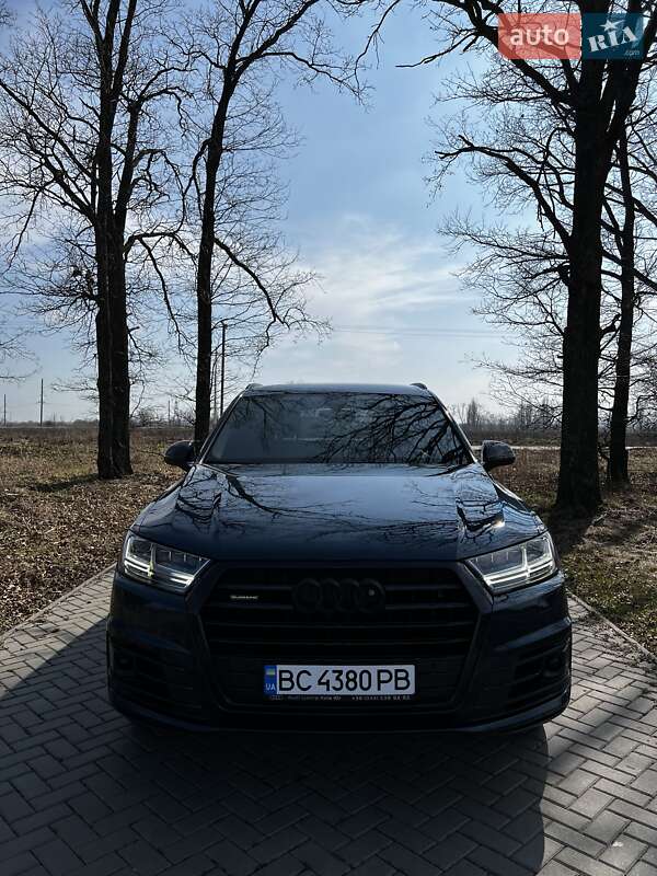 Внедорожник / Кроссовер Audi Q7 2018 в Кропивницком