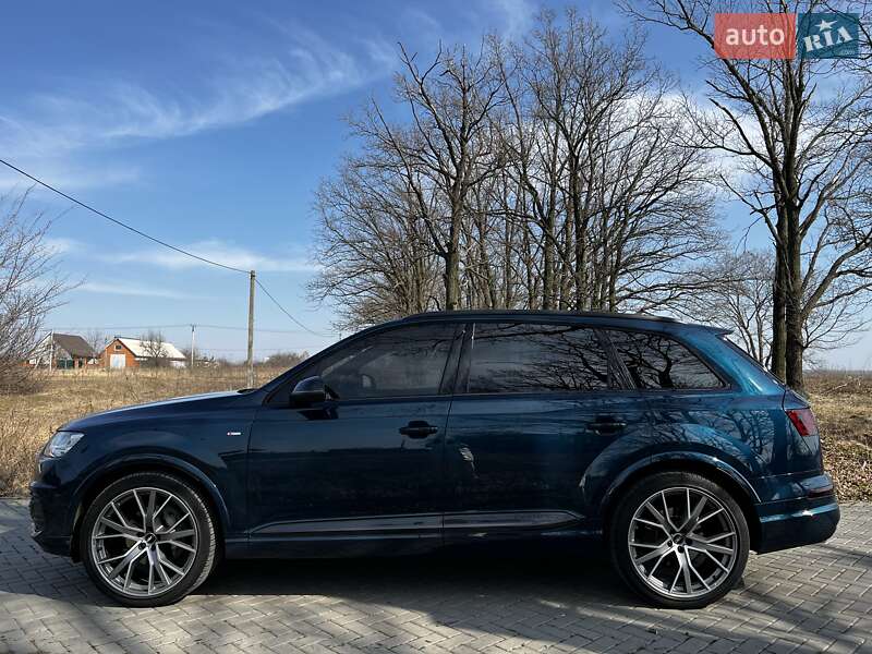 Внедорожник / Кроссовер Audi Q7 2018 в Кропивницком