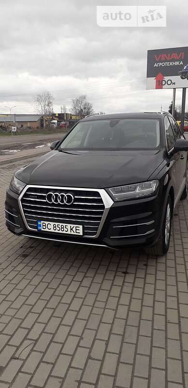 Внедорожник / Кроссовер Audi Q7 2016 в Радехове