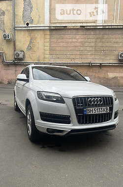 Внедорожник / Кроссовер Audi Q7 2013 в Одессе