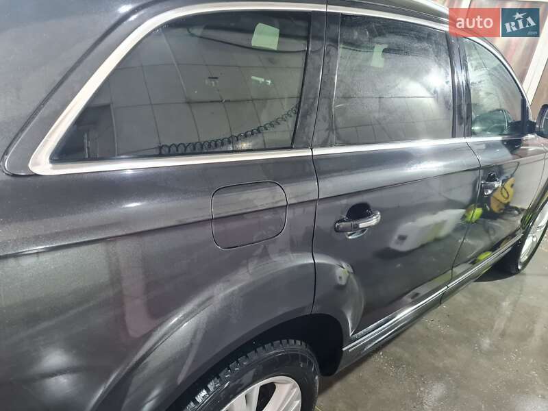 Внедорожник / Кроссовер Audi Q7 2014 в Тернополе