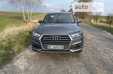 Позашляховик / Кросовер Audi Q7 2017 в Львові