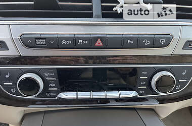 Внедорожник / Кроссовер Audi Q7 2016 в 