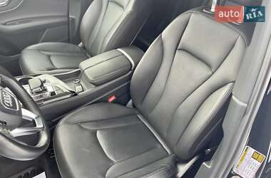 Внедорожник / Кроссовер Audi Q7 2017 в 