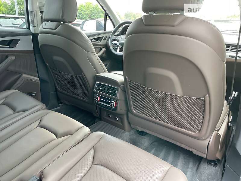 Позашляховик / Кросовер Audi Q7 2018 в Тернополі фото 11 Позашляховик / Кросовер Audi Q7 2018 в Тернополі