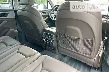 Внедорожник / Кроссовер Audi Q7 2018 в 