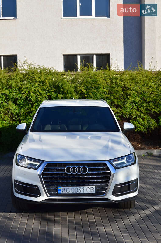 Внедорожник / Кроссовер Audi Q7 2018 в Луцке