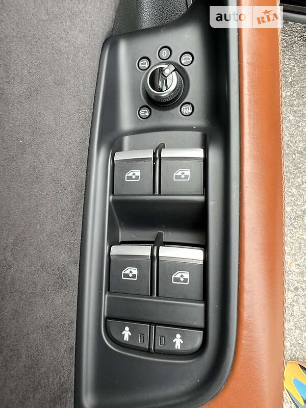 Позашляховик / Кросовер Audi Q7 2016 в Києві фото 36 Позашляховик / Кросовер Audi Q7 2016 в Києві