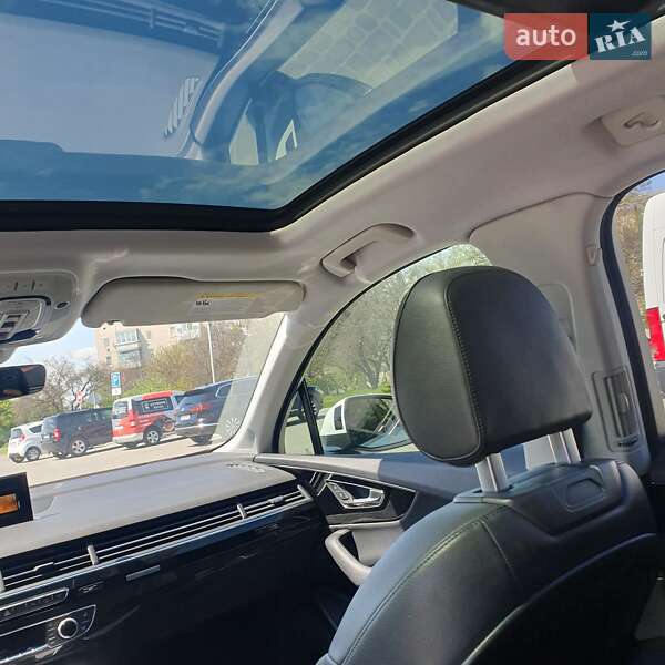 Внедорожник / Кроссовер Audi Q7 2018 в Кропивницком