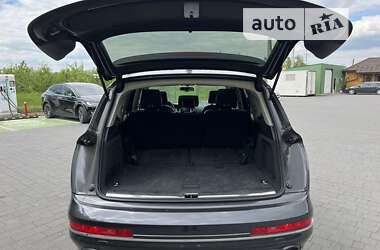 Внедорожник / Кроссовер Audi Q7 2012 в 
