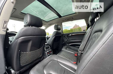 Внедорожник / Кроссовер Audi Q7 2012 в 
