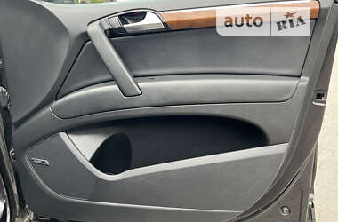 Внедорожник / Кроссовер Audi Q7 2012 в 