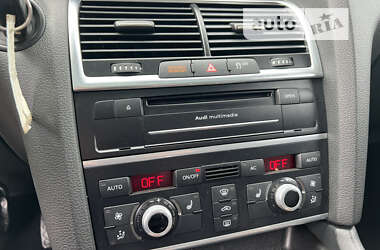 Внедорожник / Кроссовер Audi Q7 2012 в 