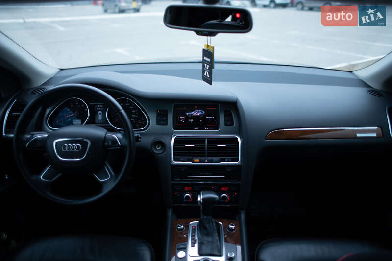 Внедорожник / Кроссовер Audi Q7 2014 в Киеве