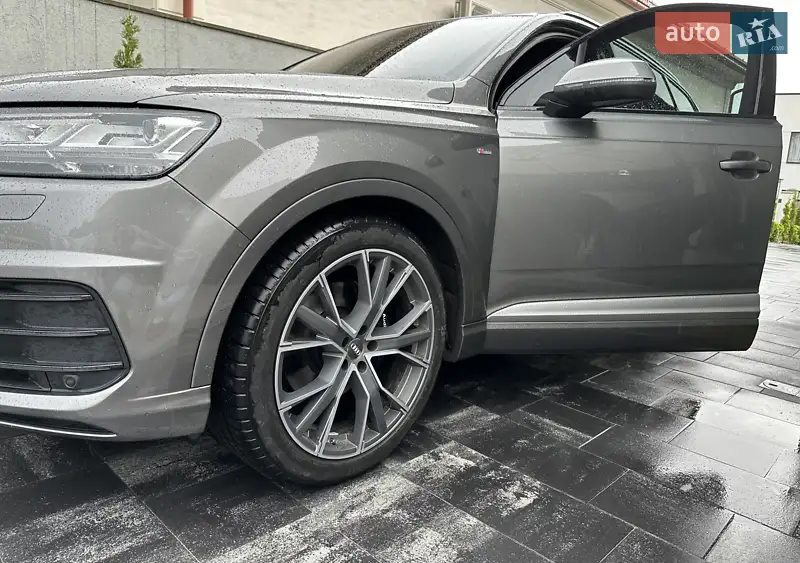 Audi Q7 2016