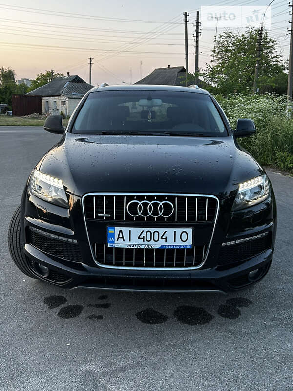 Внедорожник / Кроссовер Audi Q7 2010 в Мироновке
