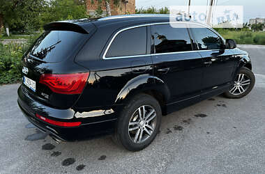 Внедорожник / Кроссовер Audi Q7 2010 в 