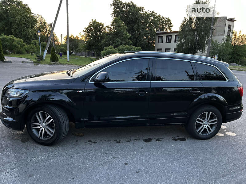 Внедорожник / Кроссовер Audi Q7 2010 в Мироновке