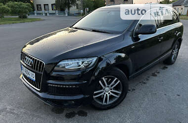 Внедорожник / Кроссовер Audi Q7 2010 в 