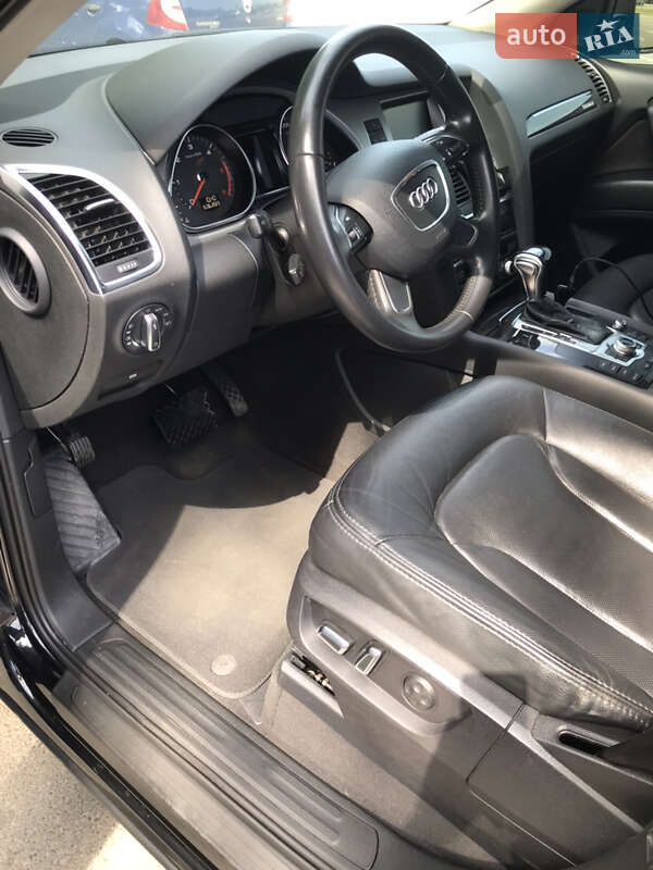 Внедорожник / Кроссовер Audi Q7 2013 в Виннице