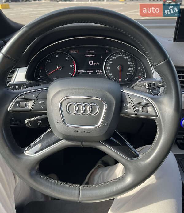Позашляховик / Кросовер Audi Q7 2018 в Чернівцях