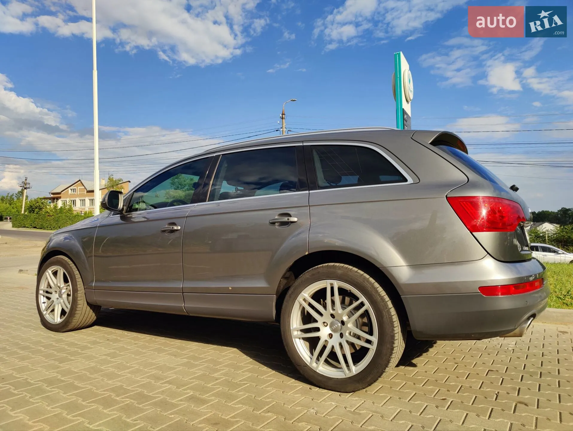2010 Audi Q7 - мініатюра 5