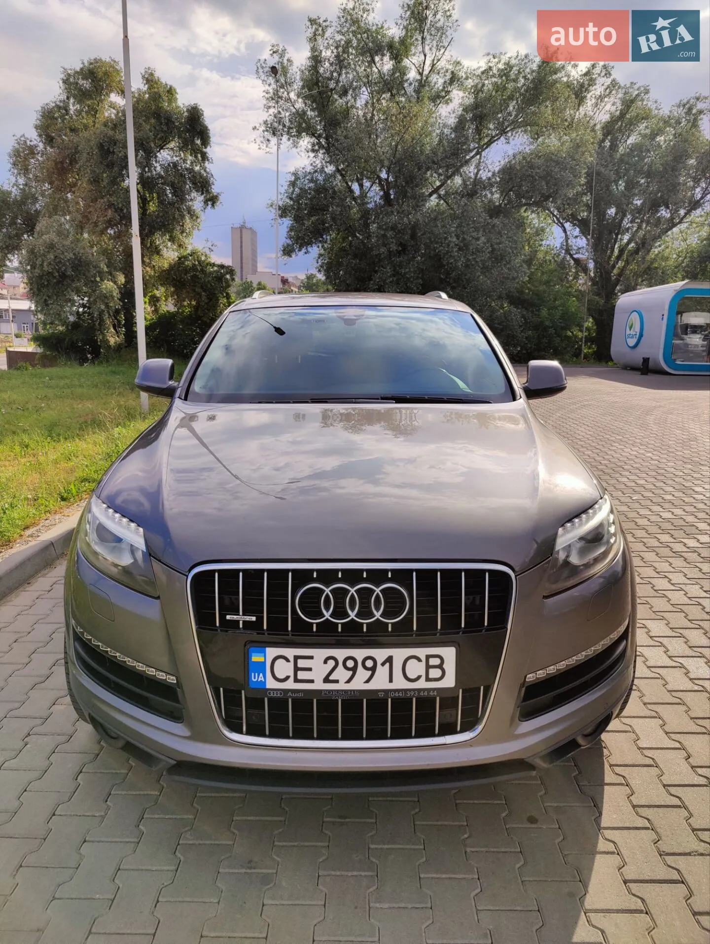 2010 Audi Q7 - фото 1