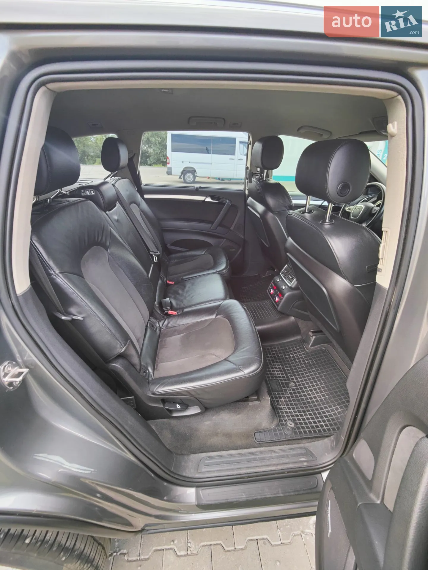 2010 Audi Q7 - мініатюра 20