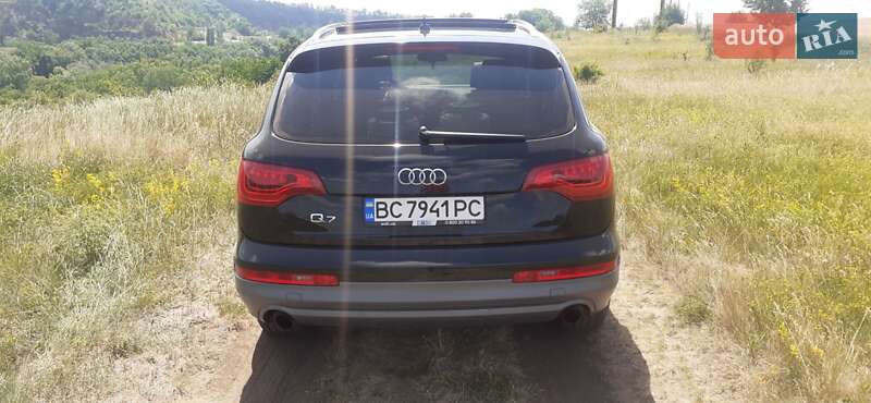 Позашляховик / Кросовер Audi Q7 2011 в Гайвороні